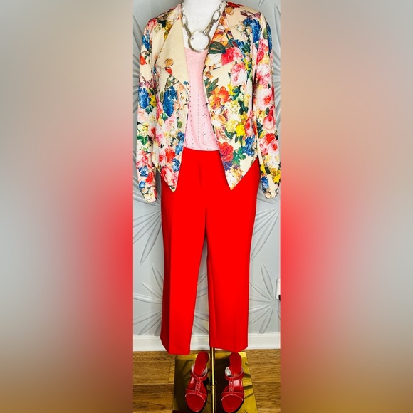 Loft SZ 10P Marissa red cropped trouser w/2 front & 2 rear pockets, waist 35” - Picture 6 of 7